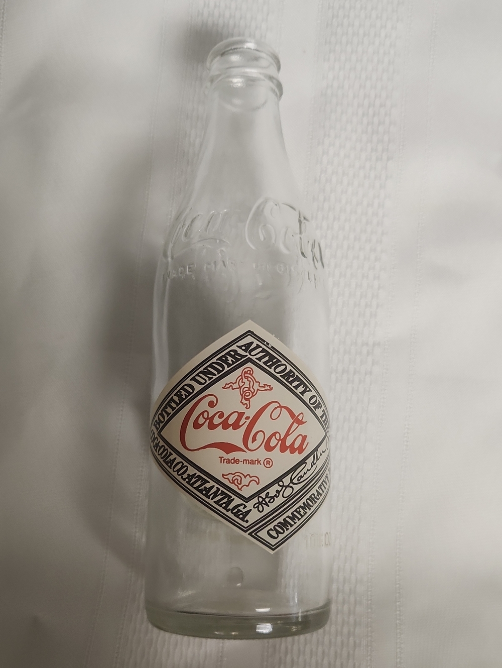 Coca-Cola 1977 Collectable Clear Glass Bottle with Red Logo Diamond Label